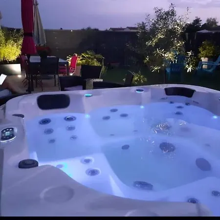 Maison Individuelle * Neuville-du-Poitou